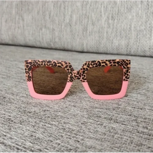 عینک پلنگی بچه گانه صورتی و گلبهی