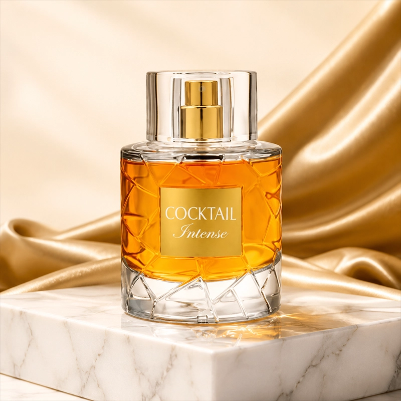 عطر کوکتل اینتنس فراگرنس ورد 100 میل با بطری شیشه‌ای و برچسب طلایی