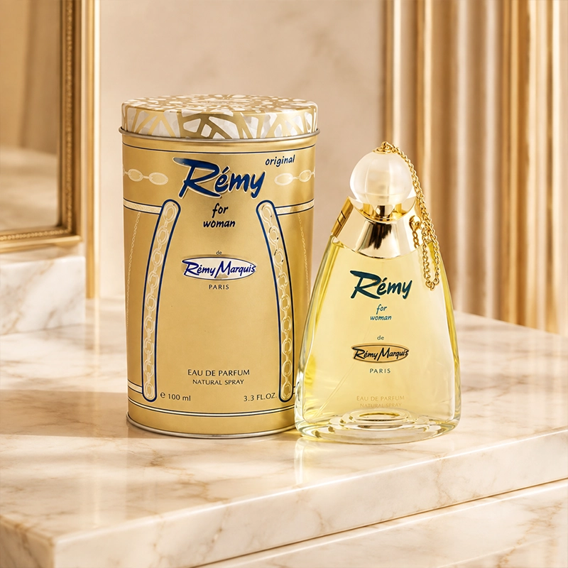 ادکلن زنانه Remy for Woman در فضای گرم و اشرافی