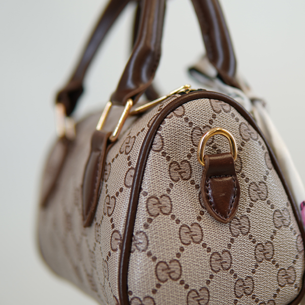 stylish-womens-handbag-scarf