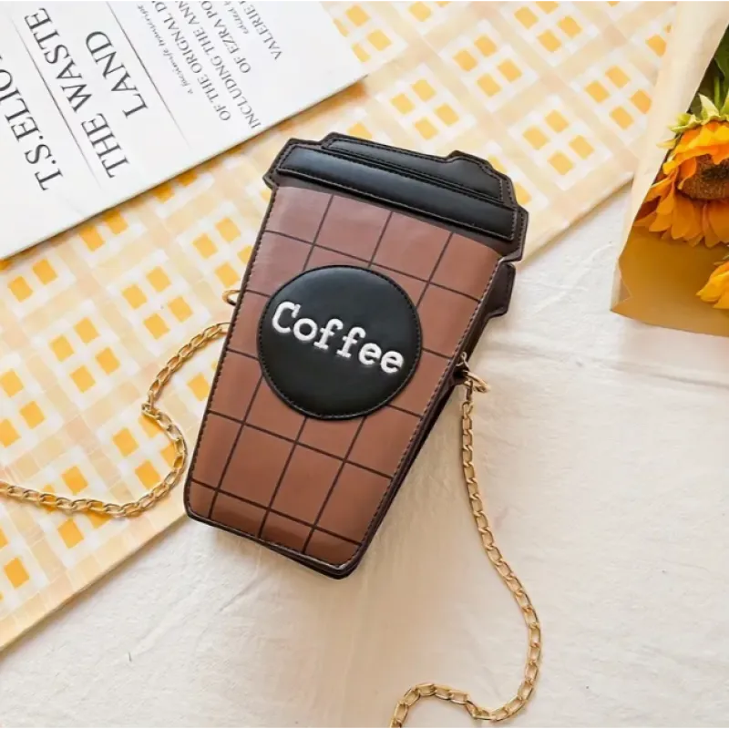 نمای نزدیک کیف فانتزی طرح قهوه با نوشته Coffee و طراحی چهارخانه