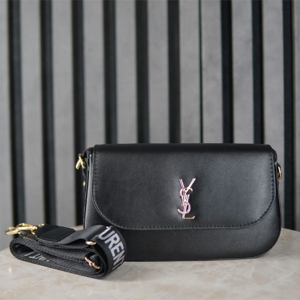 کیف دوشی زنانه YSL مشکی با بند پارچه‌ای قابل تنظیم و لوگوی فلزی، مناسب استفاده روزمره و کراس‌بادی